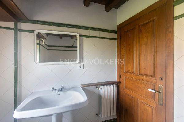 Caserón en calle Lledias, 45 -a