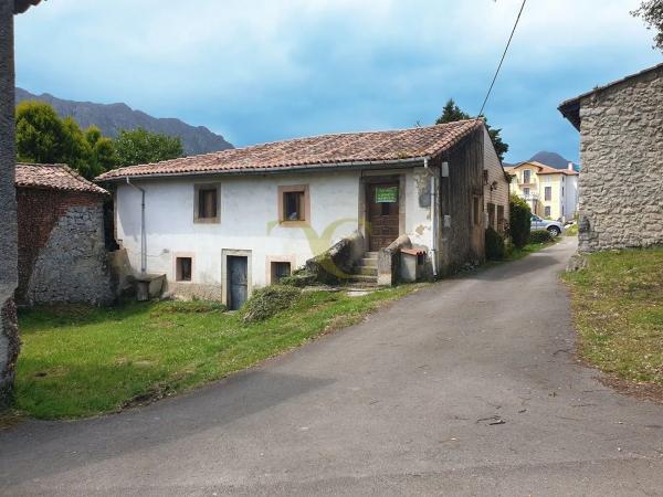 Casa independiente en Lln-7