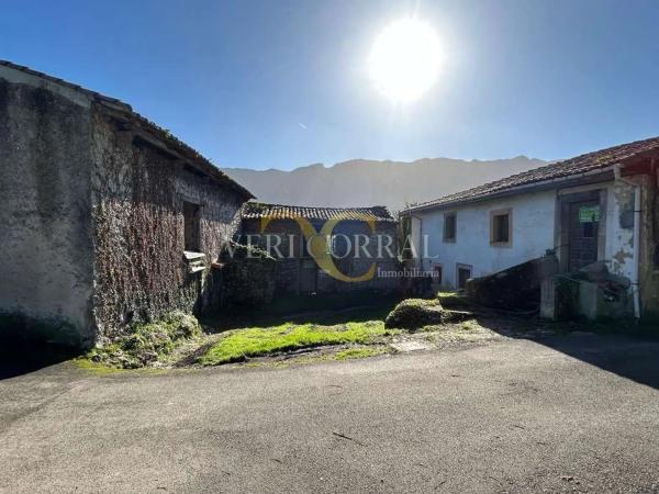 Casa independiente en Lln-7