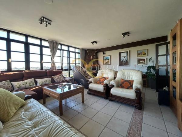 Casa independiente en Vía