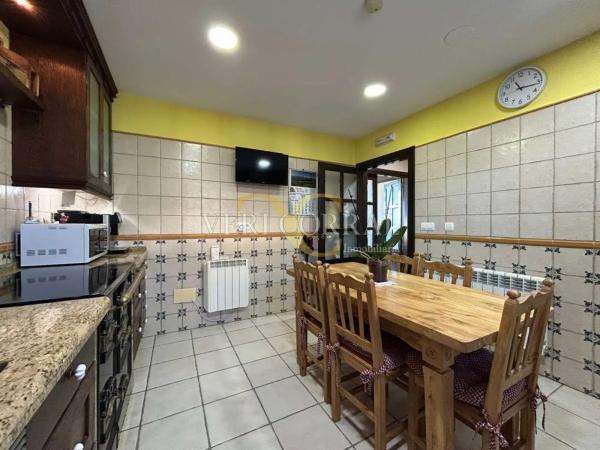 Casa independiente en Vía