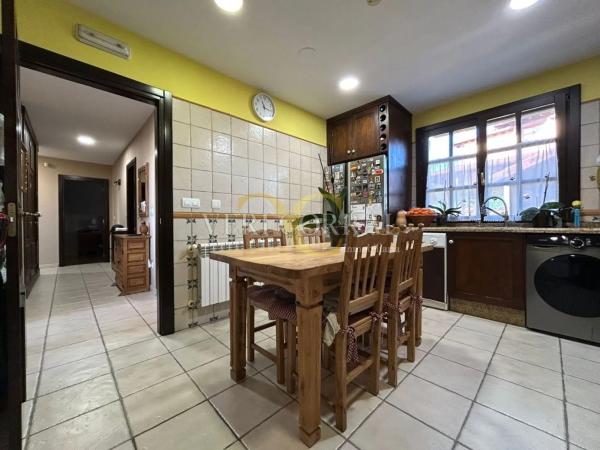 Casa independiente en Vía