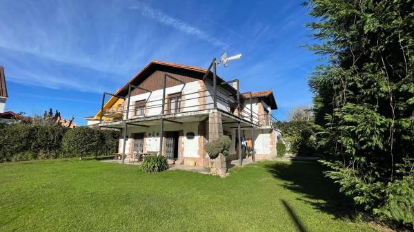 Casa independiente en calle de Dionisio Ruisánchez