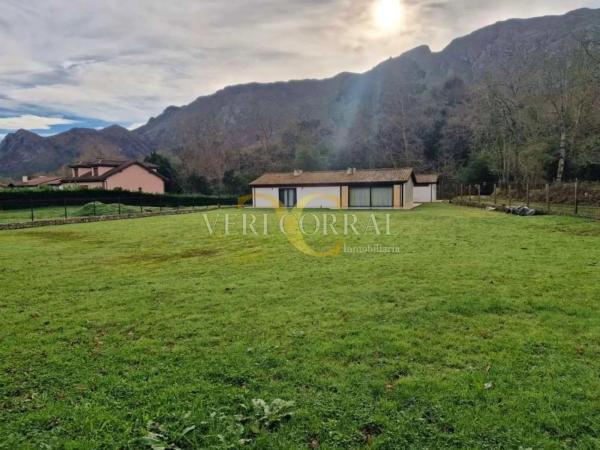 Casa independiente en La Arquera - Parres