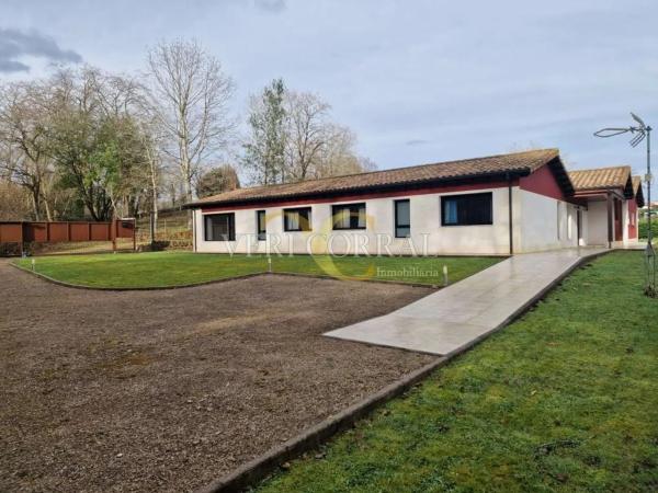 Casa independiente en La Arquera - Parres