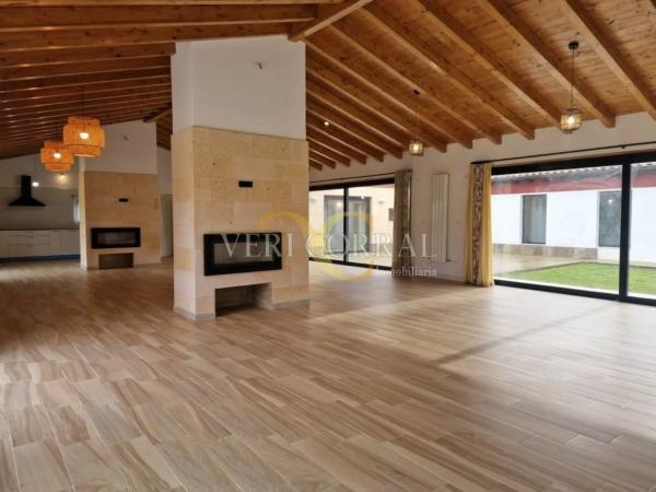 Casa independiente en La Arquera - Parres