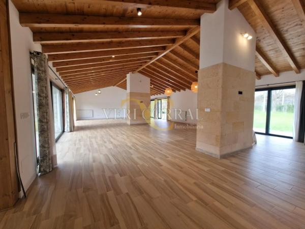 Casa independiente en La Arquera - Parres