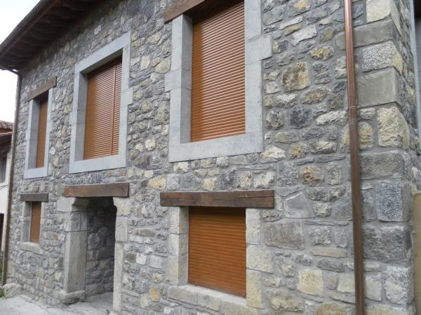 Casa de pueblo en calle del Puerto, 39