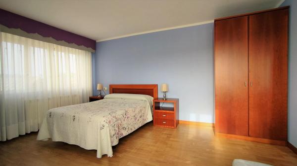 Casa independiente en calle del Corbero Guía, 11