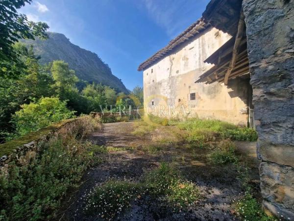 Casa independiente en Posada de Llanes - Robellada