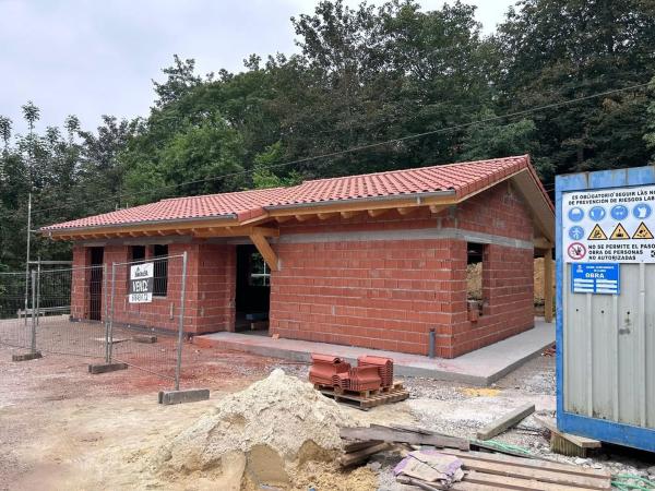 Casa independiente en Barrio la Caleya