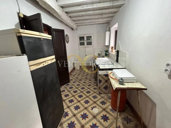 Casa independiente en calle Mestas