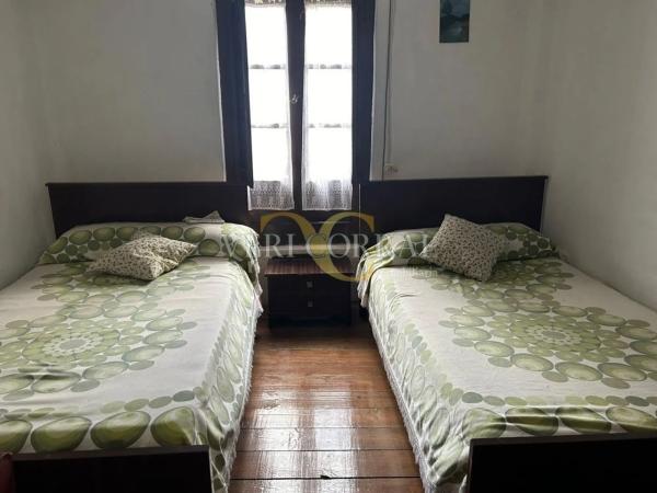 Casa independiente en calle Mestas