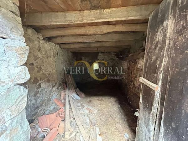 Casa independiente en calle Mestas