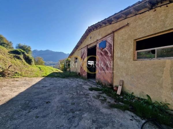 Casa independiente en Vía