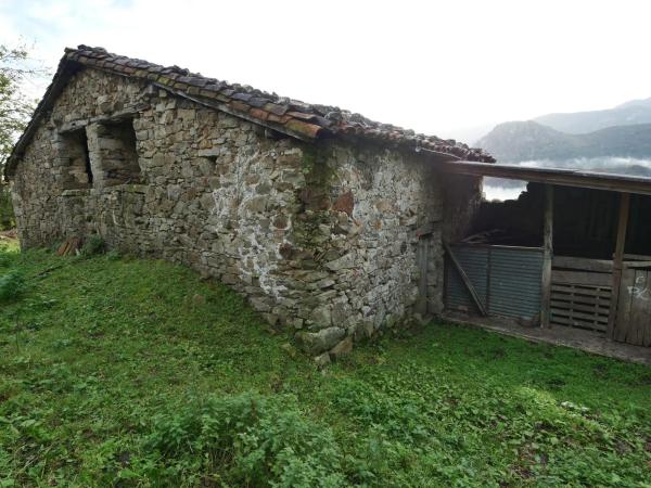 Finca rústica en Lugar la Usteriza, 24