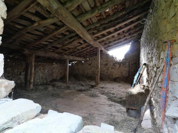 Finca rústica en Lugar la Usteriza, 24