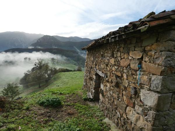 Finca rústica en Lugar la Usteriza, 24