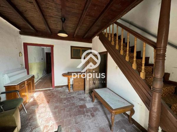 Casa independiente en calle La Prida, 1 - San Roque Del Acebal