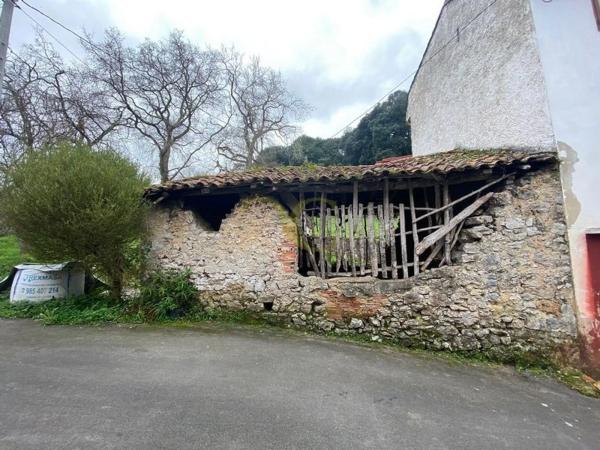 Casa independiente en La Lugar Portiella