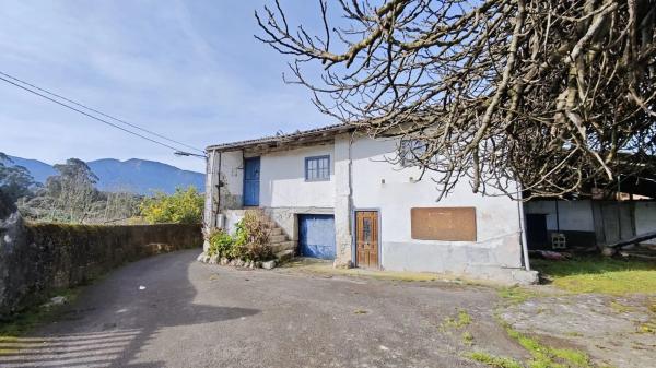 Casa de pueblo en de Arriba celorio s/n