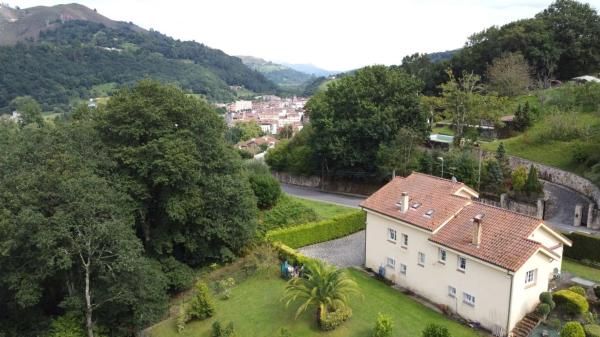 Casa independiente en Caxidi