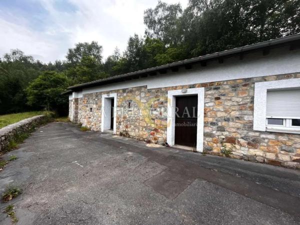 Casa independiente en Vía