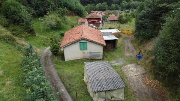 Casa independiente en Infiesto - Riofabar