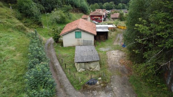 Casa independiente en Infiesto - Riofabar