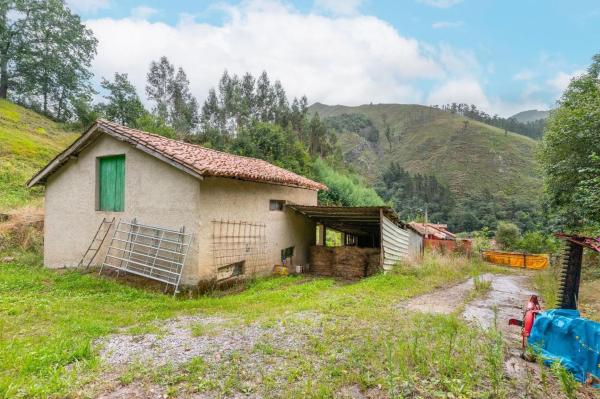 Casa independiente en Infiesto - Riofabar