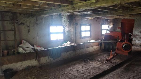 Finca rústica en carretera el pedroso s/n