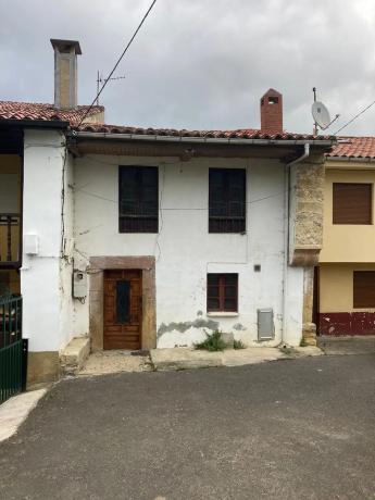 Casa de pueblo en calle Mediavilla s/n