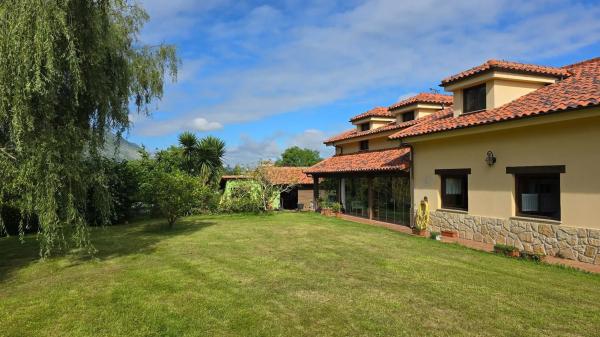 Casa independiente en Lugar Belmonte, 12