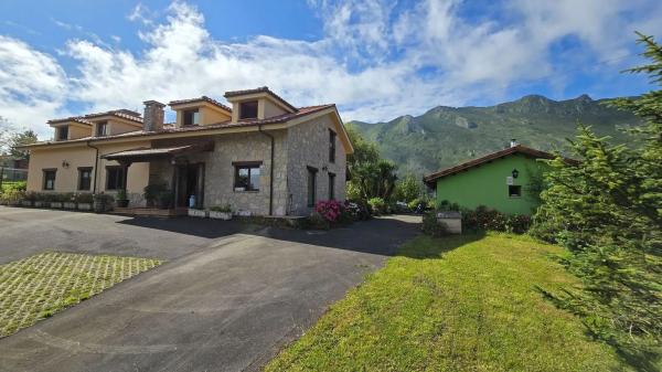 Casa independiente en Lugar Belmonte, 12