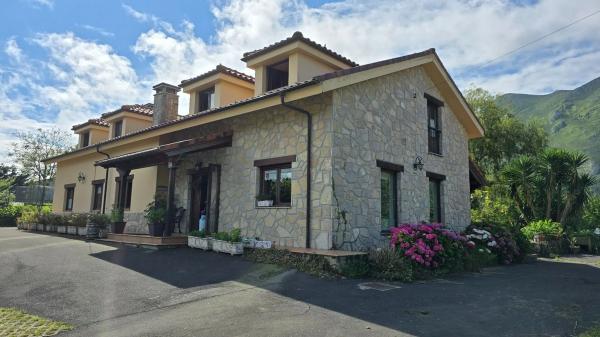 Casa independiente en Lugar Belmonte, 12