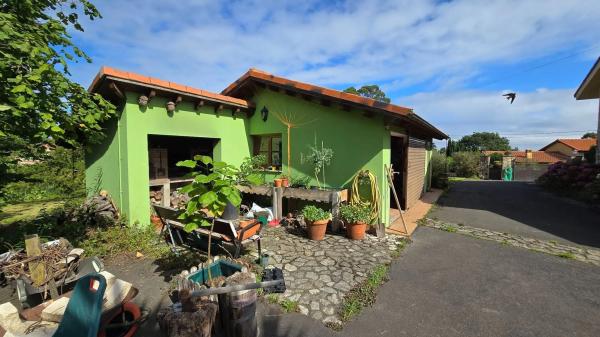 Casa independiente en Lugar Belmonte, 12