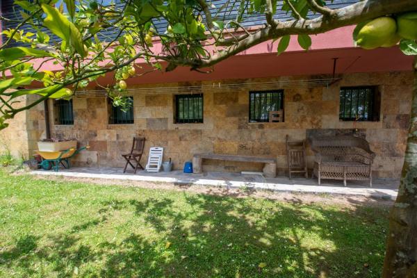 Casa independiente en Barrio la Fontaniella, 221 -1