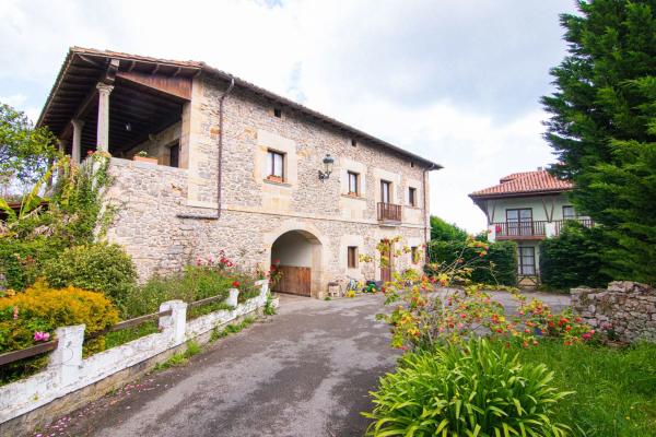 Casa independiente en Bueño, 18 ------a