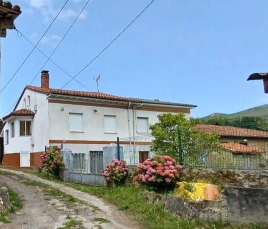 Casa independiente en Lugar Pintueles, 64