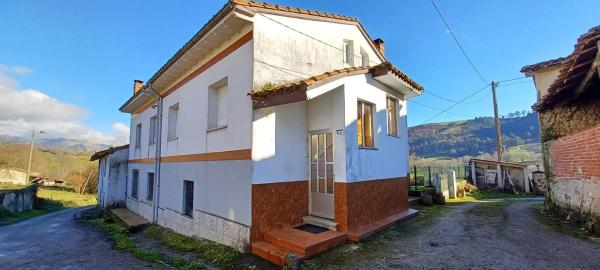 Casa independiente en Lugar Pintueles, 64