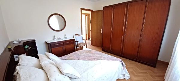 Casa independiente en Lugar Pintueles, 64