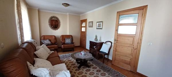 Casa independiente en Lugar Pintueles, 64