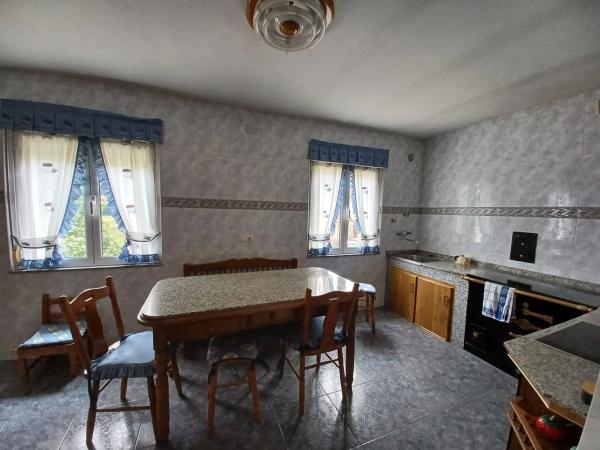 Casa independiente en Lugar Pintueles, 64