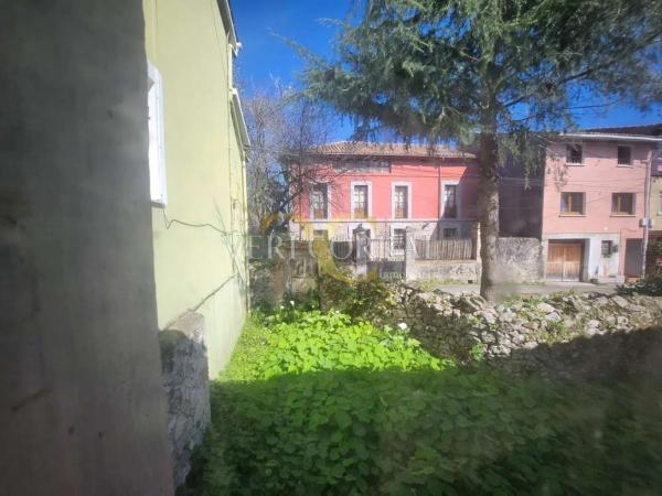 Casa independiente en Vía