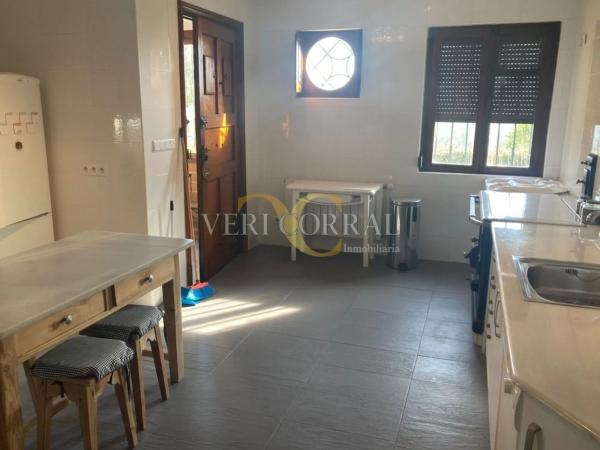 Casa independiente en Barrio San Roque