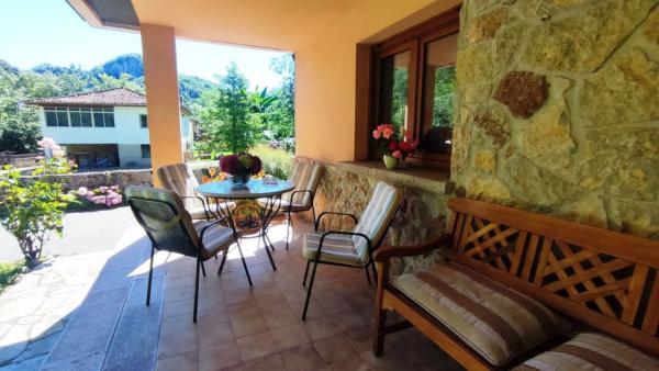 Casa independiente en Lugar Santoveña