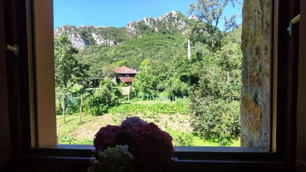 Casa independiente en Lugar Santoveña