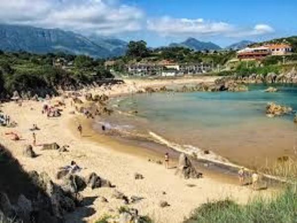 Casa independiente en calle Celorio, 18 D