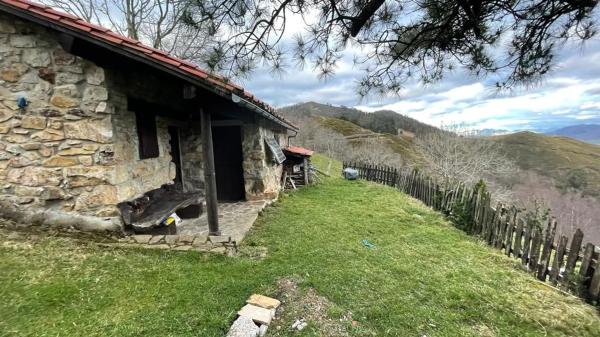 Casa independiente en Santa Ana de Maza s/n