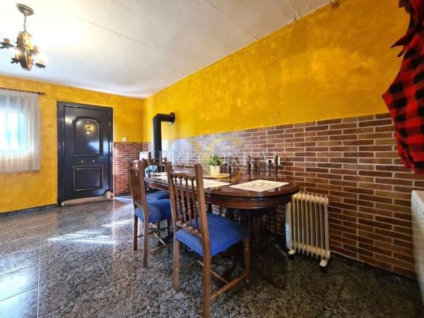 Casa independiente en Lugar Cuadroveña